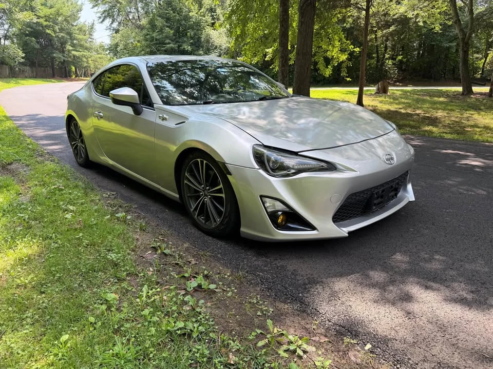 2014 Scion FR-S - Image 4 of 19
