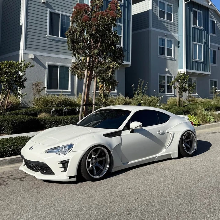 2014 Scion FR-S - Image 3 of 9