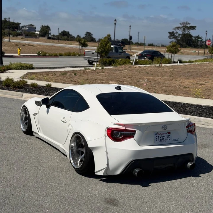2014 Scion FR-S - Image 5 of 9