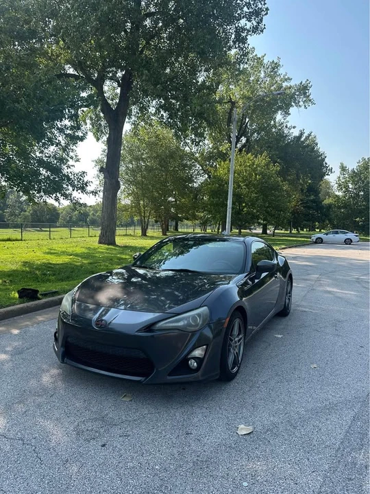 2014 Scion FR-S - Image 2 of 14