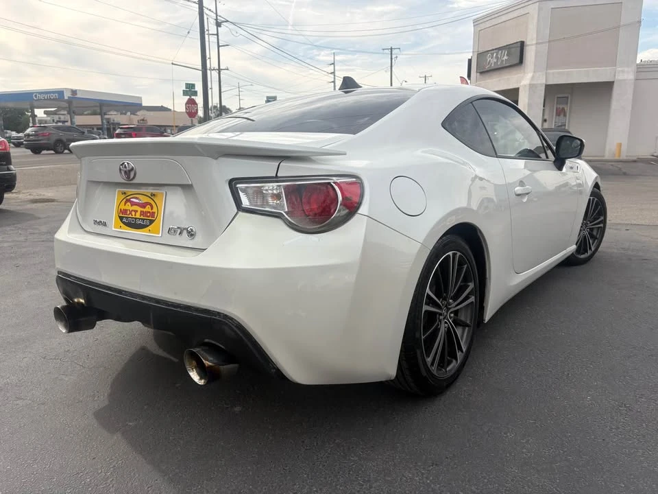 2014 Scion FR-S - Image 4 of 6