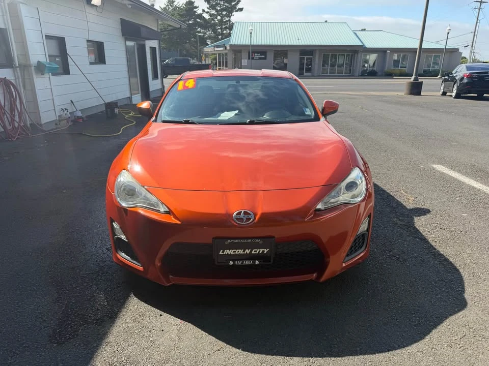2014 Scion FR-S - Image 2 of 11