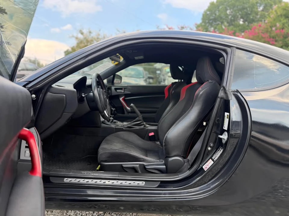 2014 Scion FR-S - Image 10 of 13
