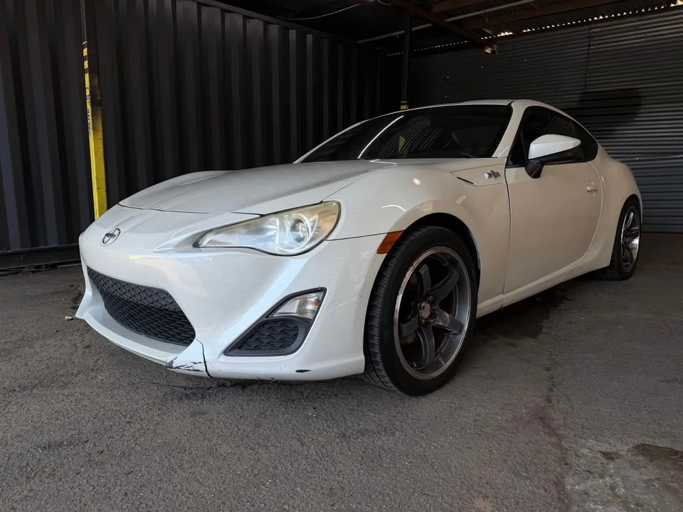 2014 Scion FR-S - Image 2 of 7