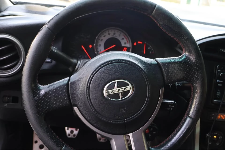 2014 Scion FR-S - Image 7 of 12