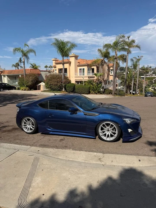 2014 Scion FR-S - Image 2 of 10