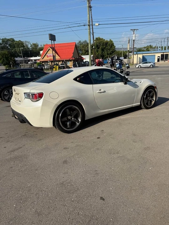 2014 Scion FR-S - Image 7 of 8