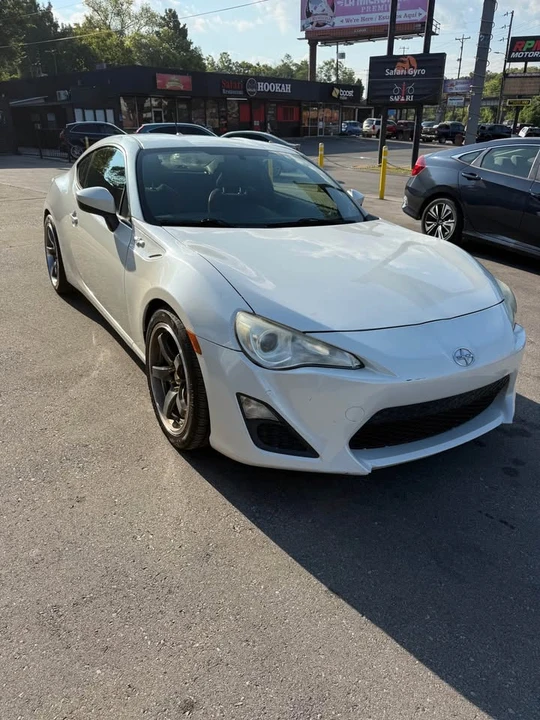 2014 Scion FR-S - Image 2 of 8