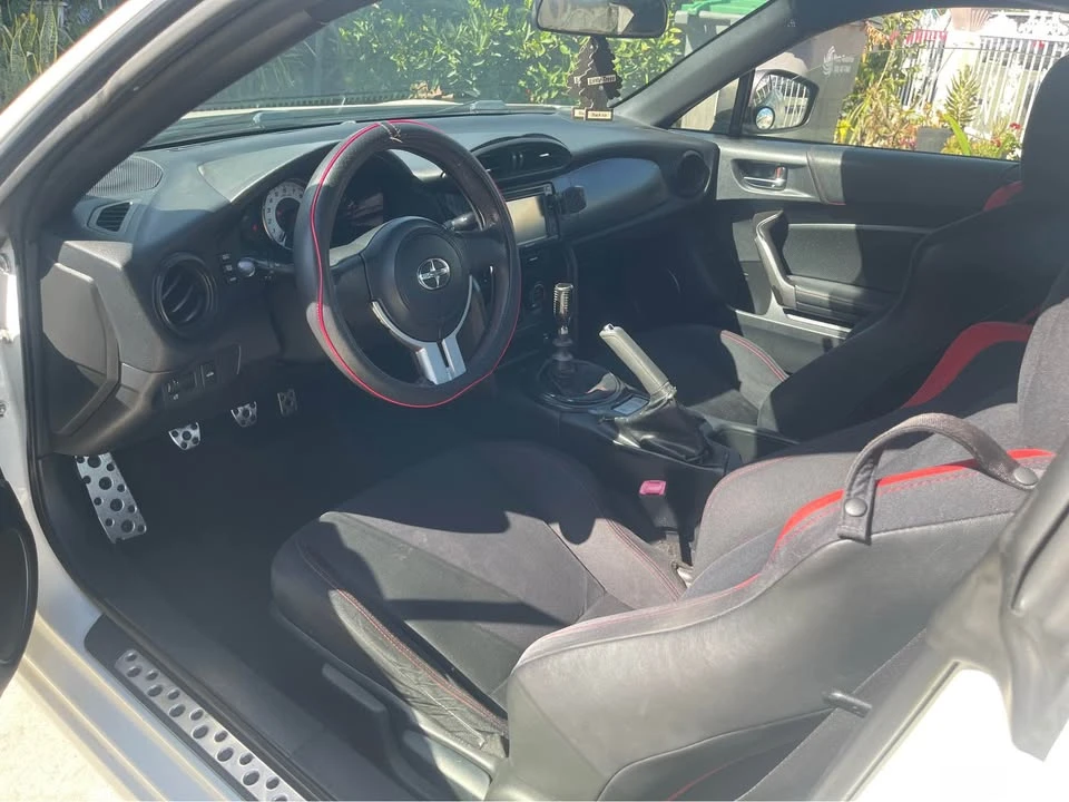 2014 Scion FR-S - Image 9 of 10