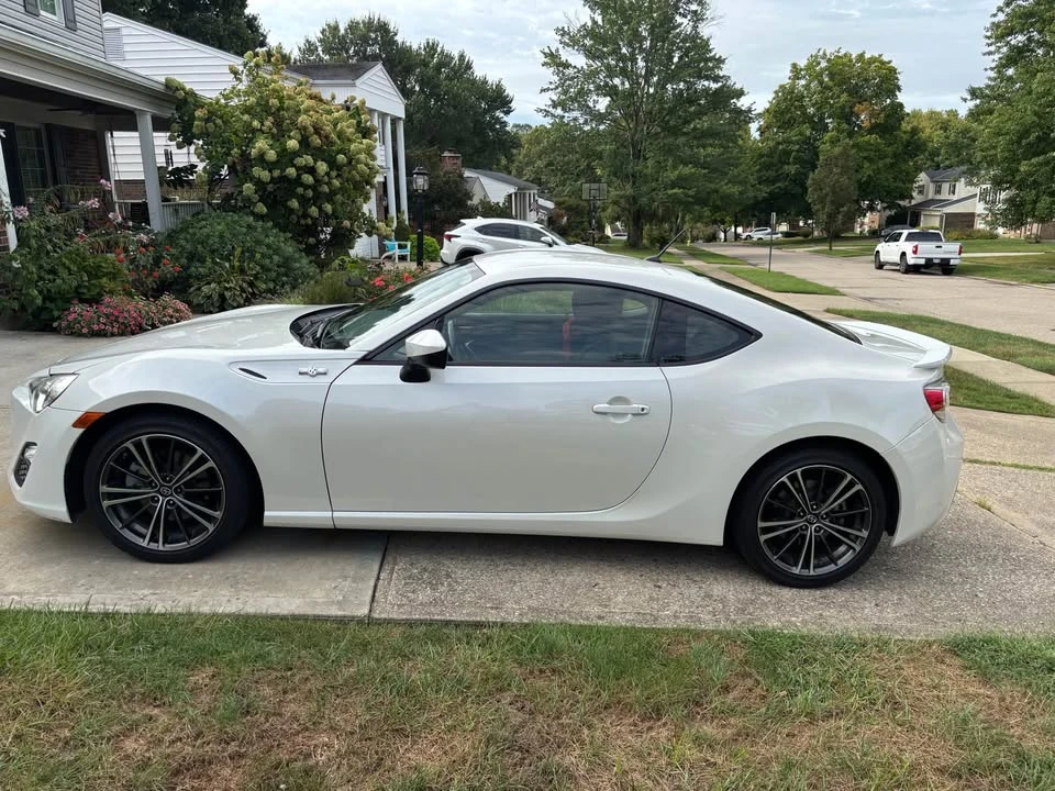 2014 Scion FR-S - Image 4 of 15