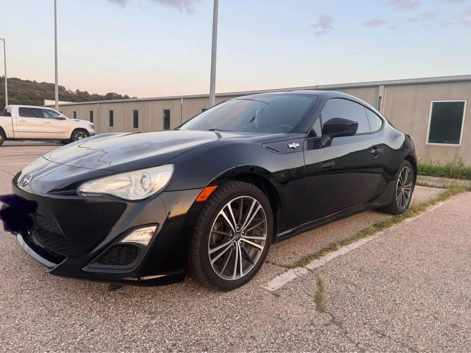2014 Scion FR-S - Image 4 of 4