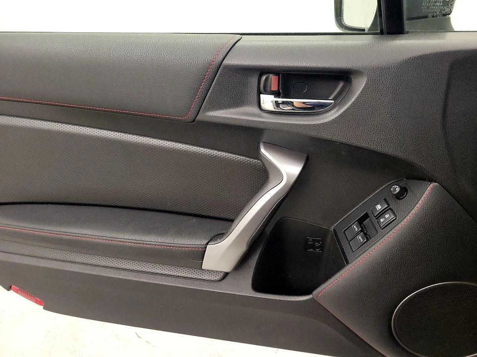 2014 Scion FR-S - Image 13 of 24