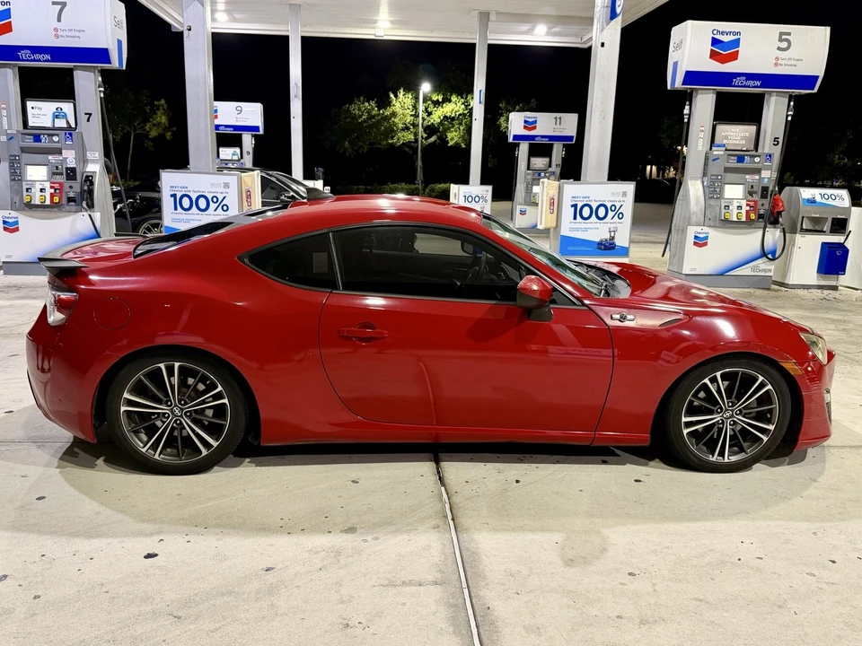 2014 Scion FR-S - Image 5 of 13