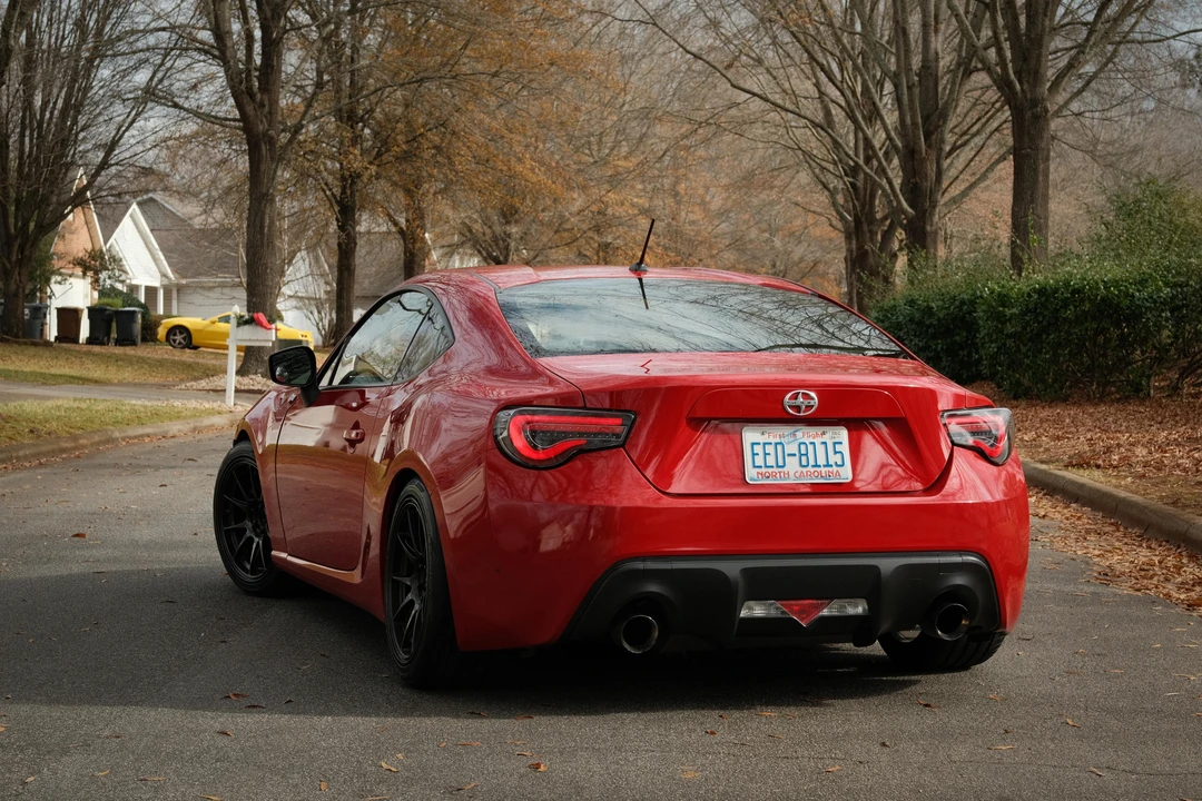2014 Scion FR-S - Image 16 of 31