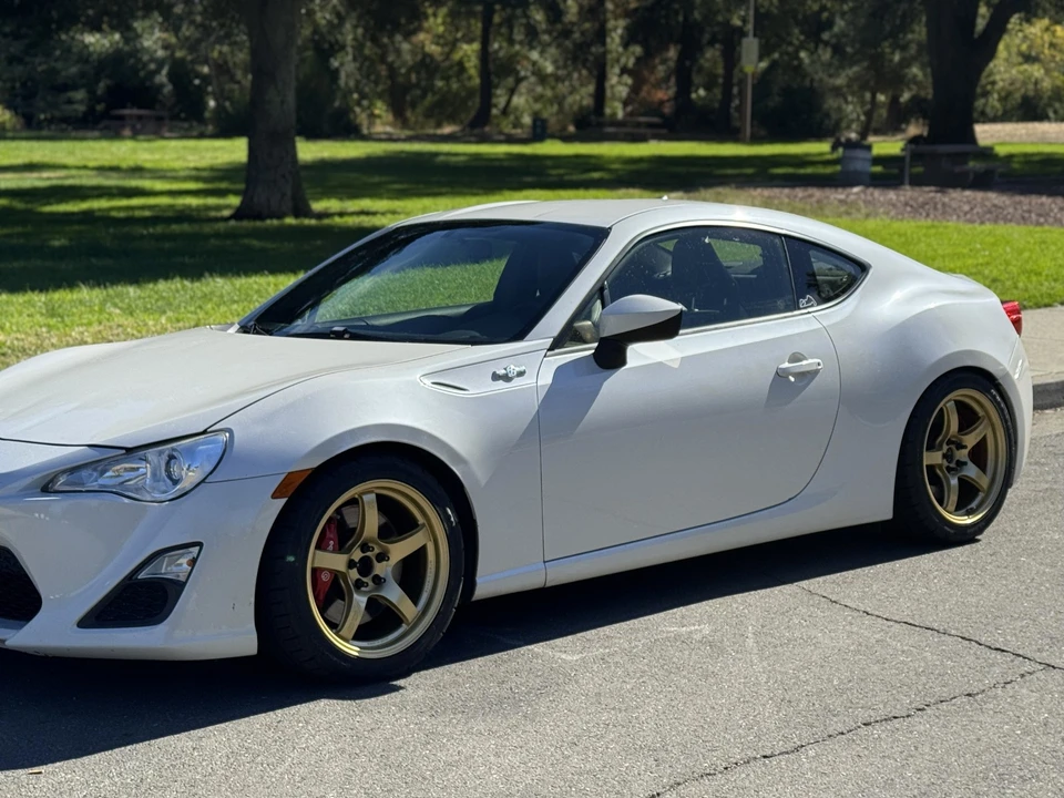 2014 Scion FR-S - Image 4 of 12