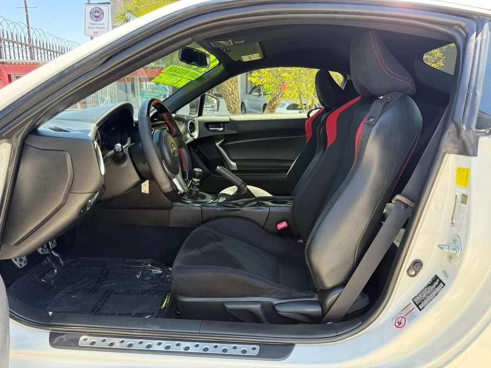 2014 Scion FR-S - Image 14 of 20