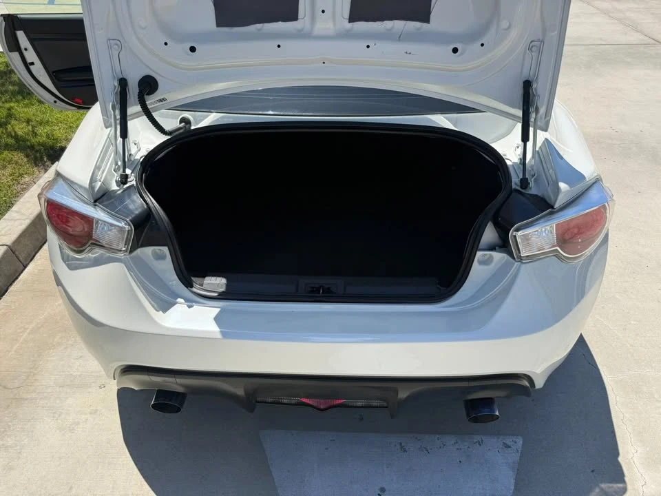 2014 Scion FR-S - Image 11 of 20