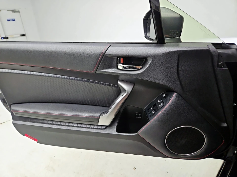 2014 Scion FR-S - Image 13 of 24