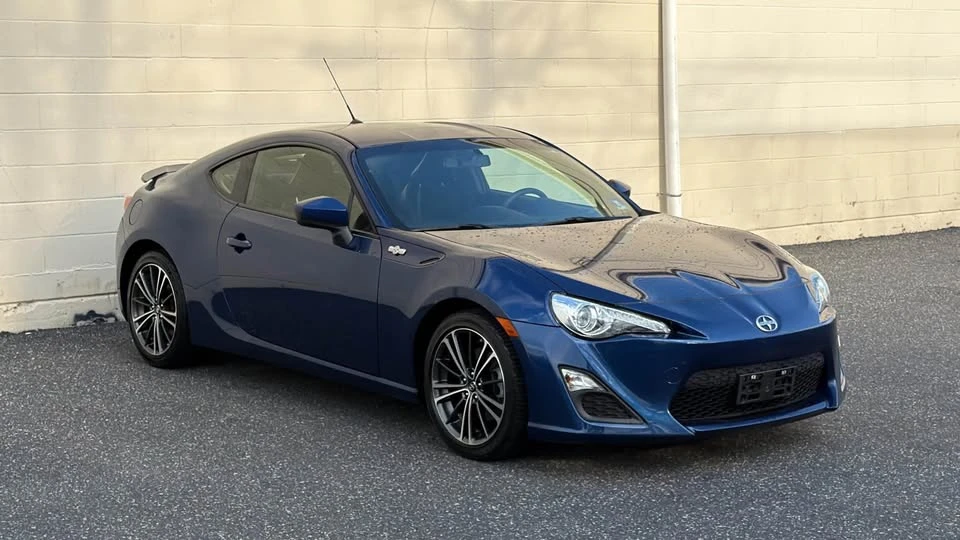 2014 Scion FR-S - Image 2 of 18