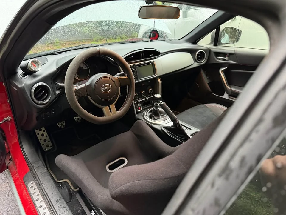 2014 Scion FR-S - Image 8 of 10