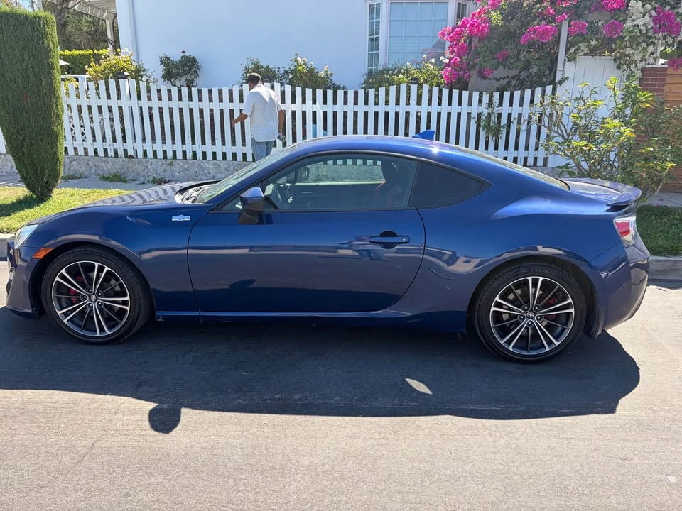 2014 Scion FR-S - Image 4 of 12