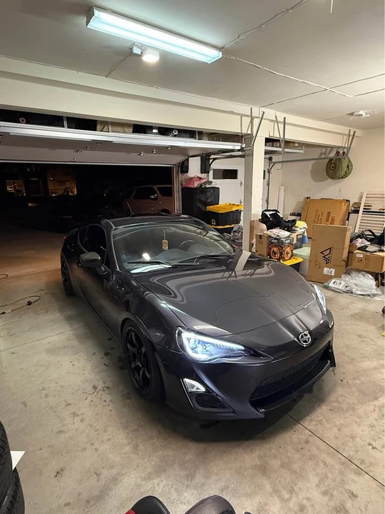 2014 Scion FR-S - Image 2 of 8
