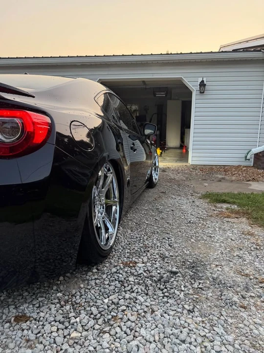 2014 Scion FR-S - Image 10 of 11