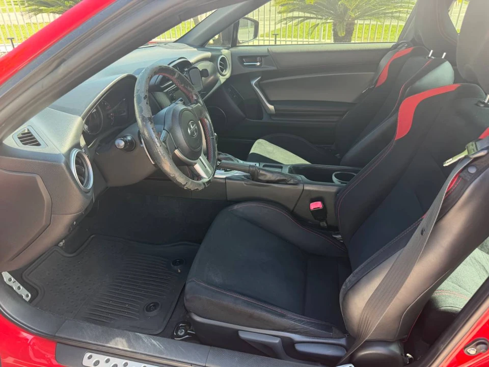 2014 Scion FR-S - Image 6 of 11