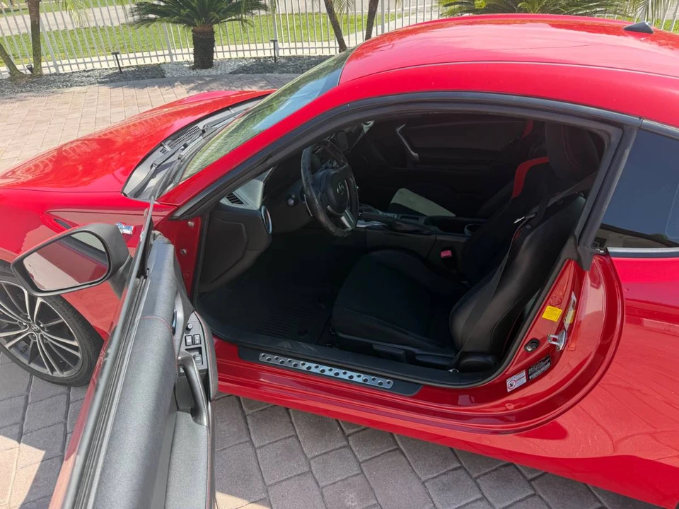 2014 Scion FR-S - Image 5 of 11