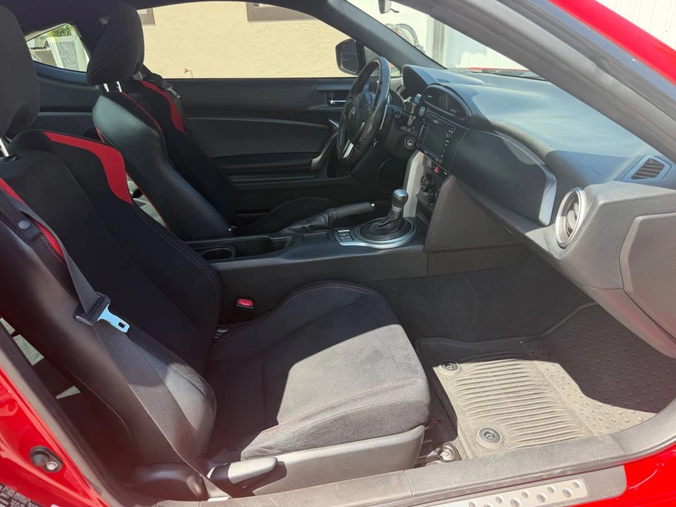 2014 Scion FR-S - Image 8 of 11