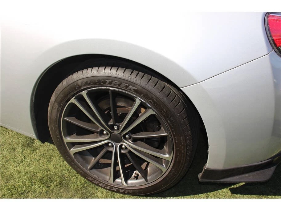 2014 Scion FR-S - Image 10 of 15