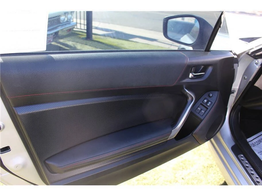 2014 Scion FR-S - Image 8 of 15