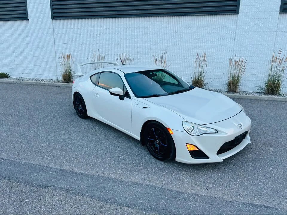 2014 Scion FR-S - Image 2 of 9