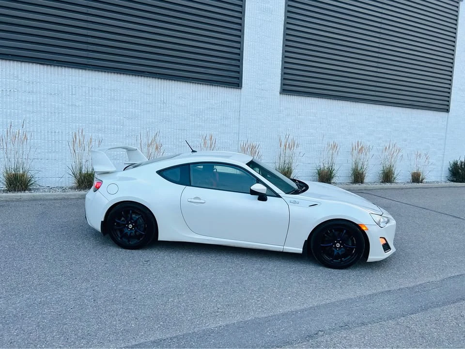 2014 Scion FR-S - Image 3 of 9