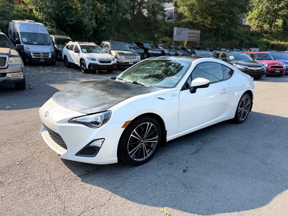 2014 Scion FR-S - Image 10 of 20