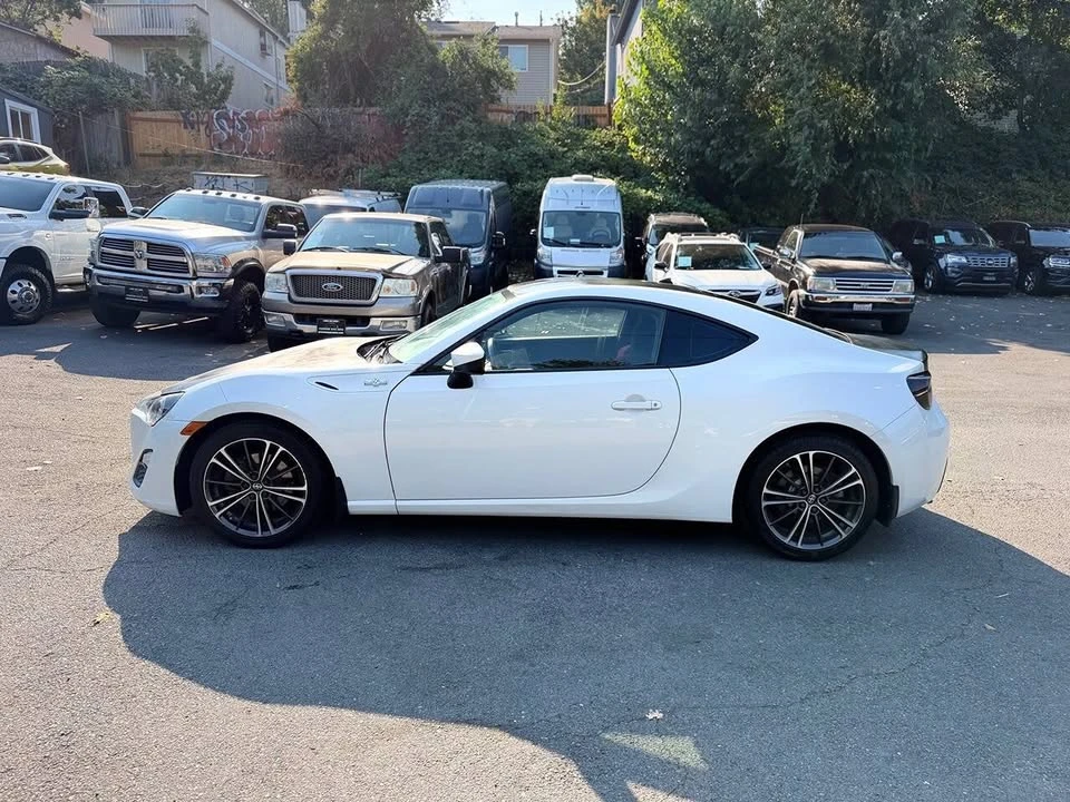 2014 Scion FR-S - Image 9 of 20