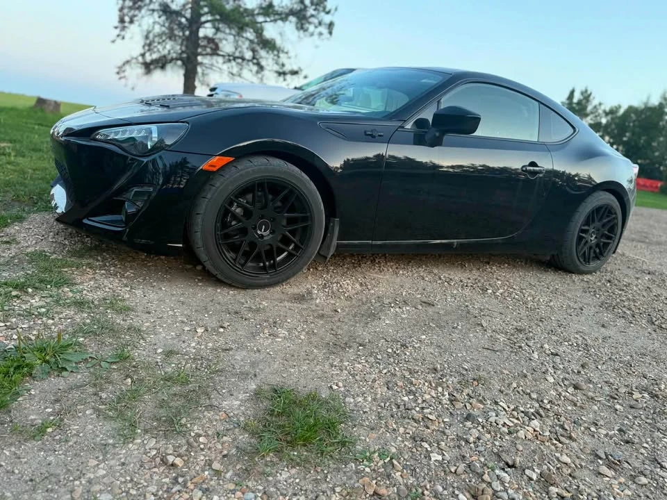 2014 Scion FR-S - Image 2 of 6