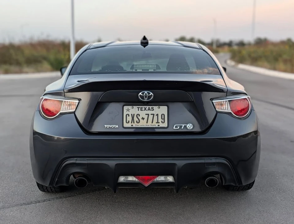 2014 Scion FR-S - Image 8 of 20