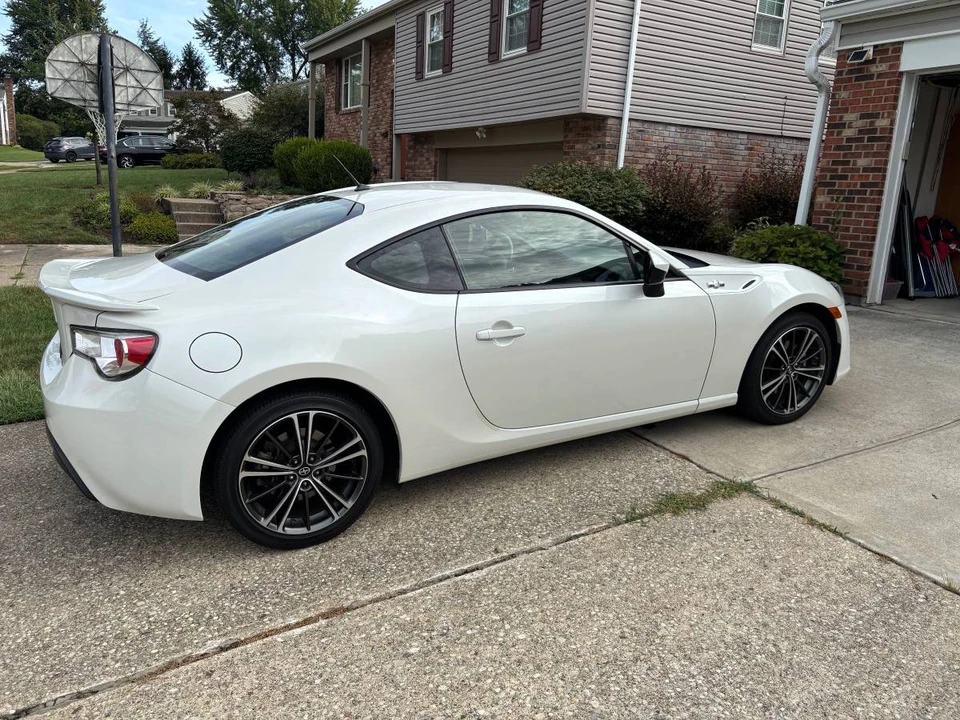 2014 Scion FR-S - Image 16 of 17