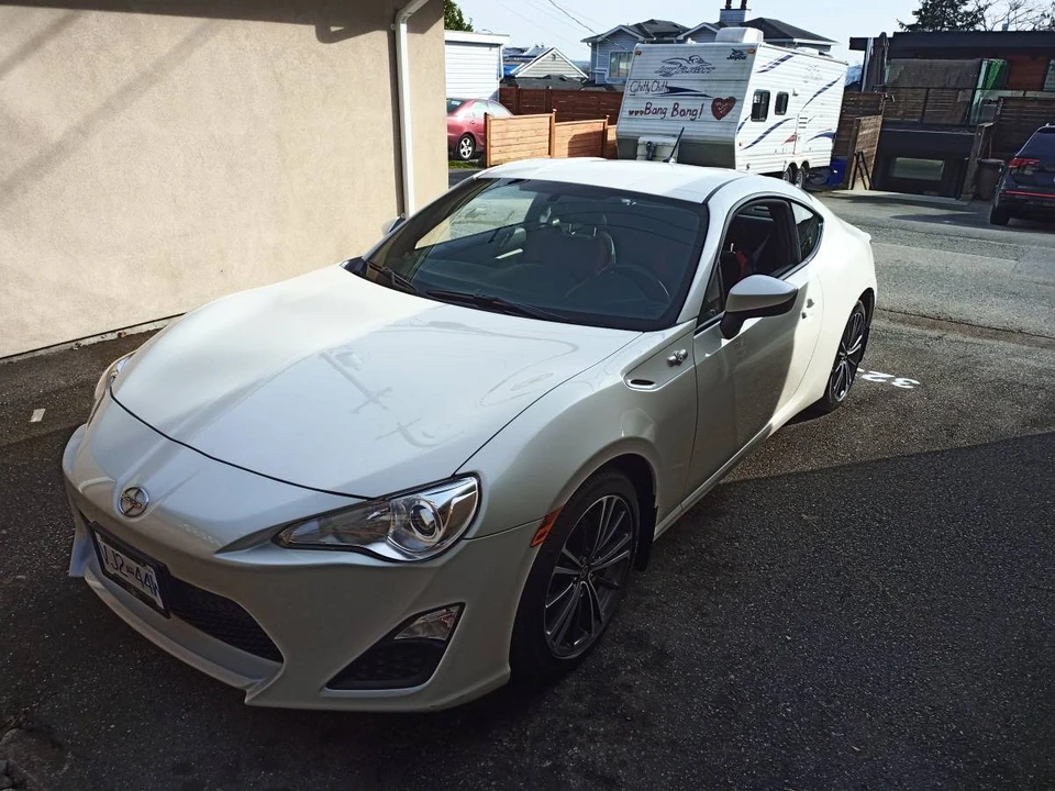 2014 Scion FR-S - Image 2 of 15