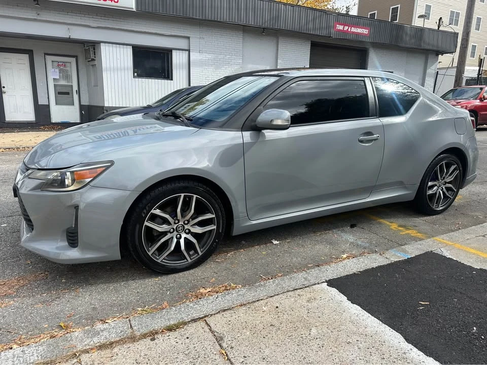 2014 Scion tC - Image 5 of 13