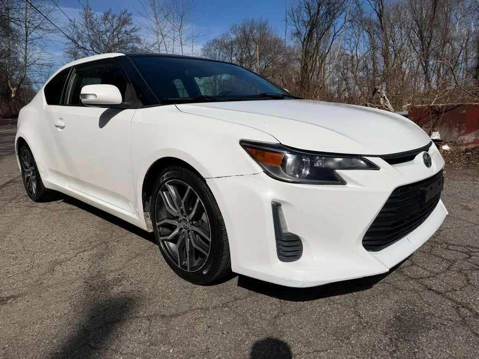 2014 Scion tC - Image 9 of 15