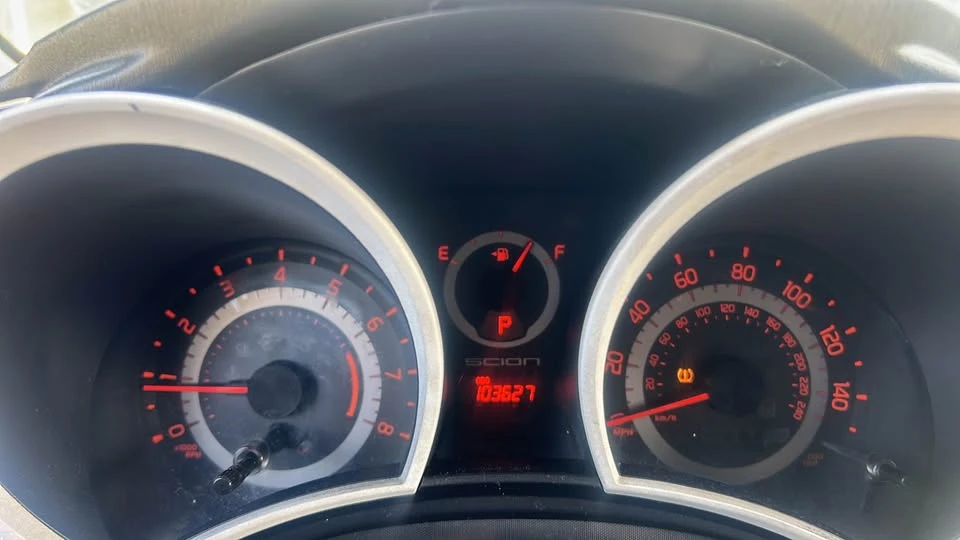 2014 Scion tC - Image 2 of 4