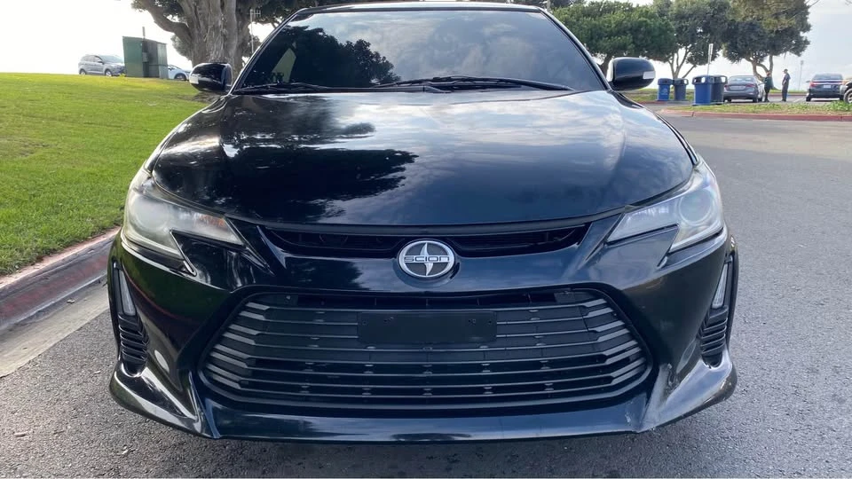 2014 Scion tC - Image 2 of 11