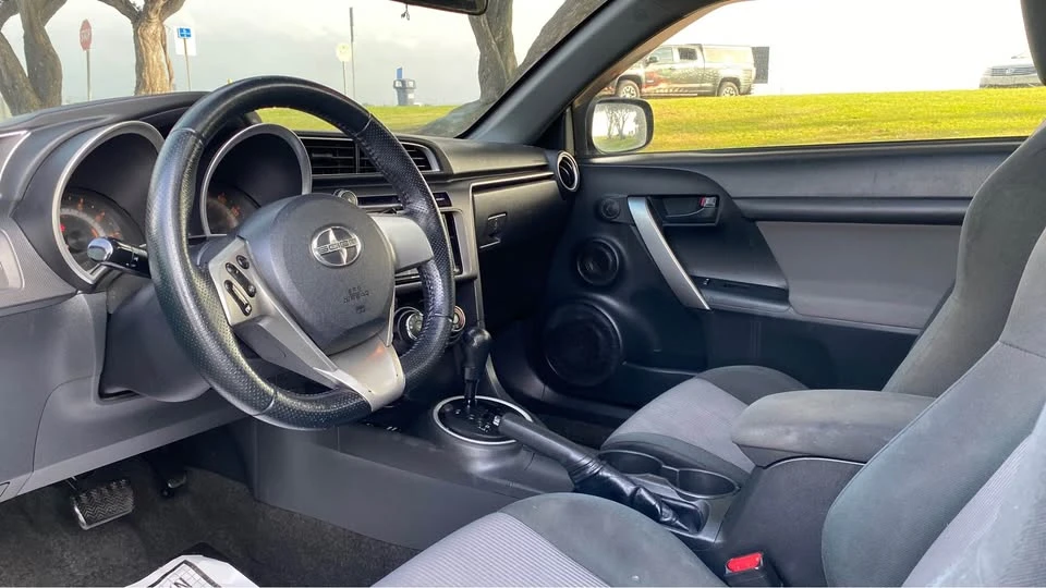 2014 Scion tC - Image 7 of 11