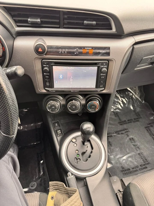 2014 Scion tC - Image 9 of 9