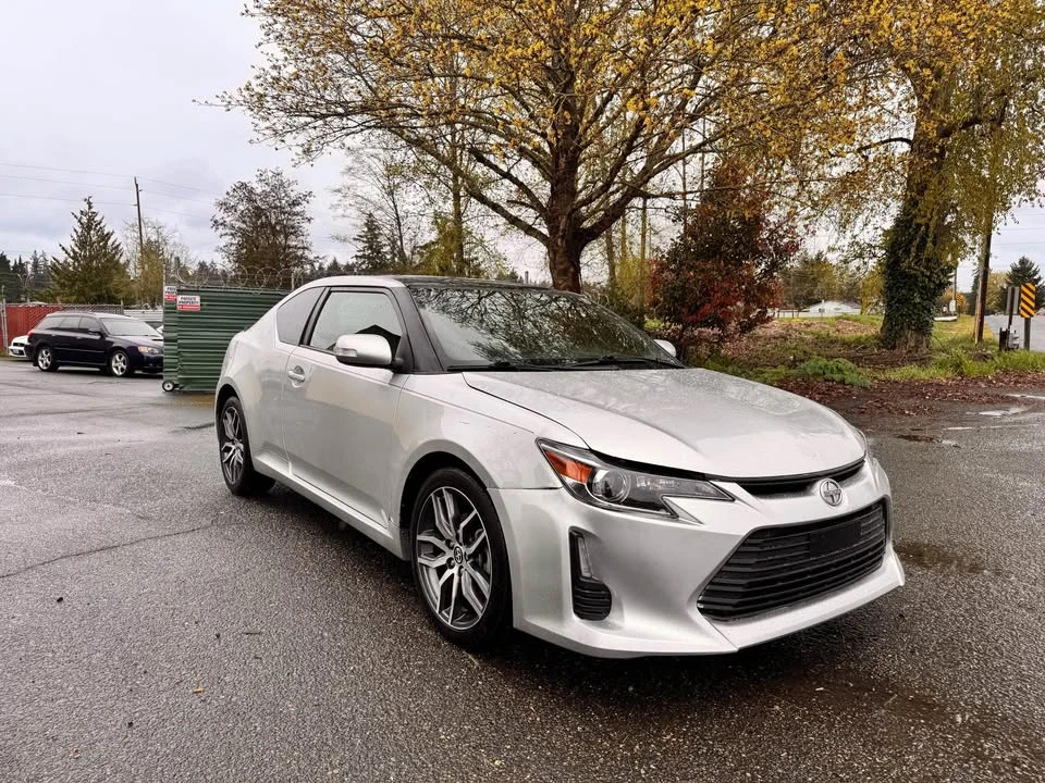 2014 Scion tC - Image 2 of 9