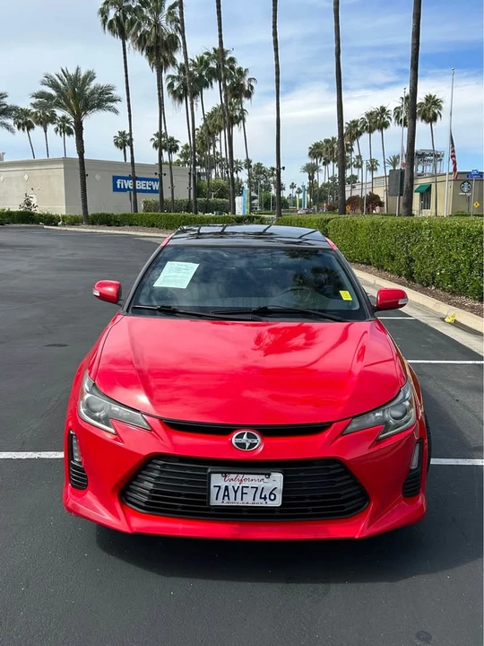 2014 Scion tC - Image 2 of 15