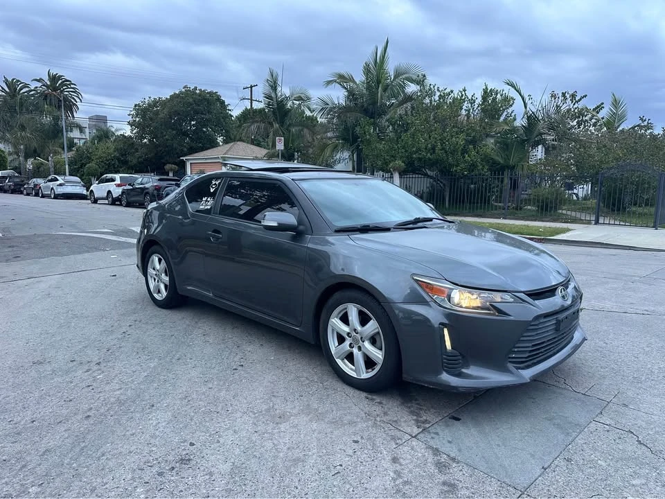 2014 Scion tC - Image 2 of 8