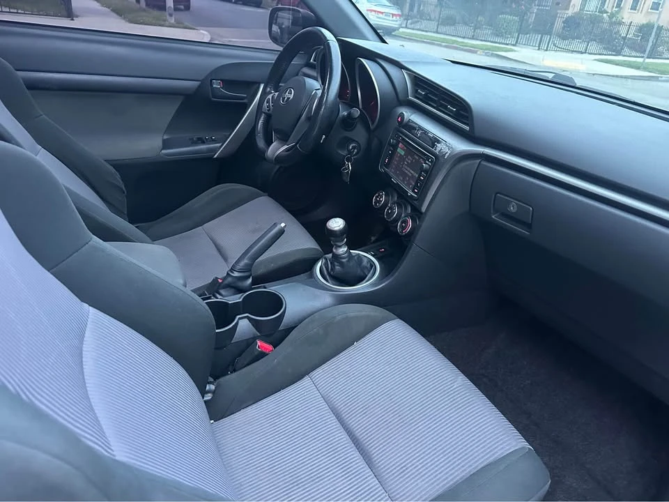 2014 Scion tC - Image 6 of 8